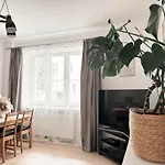 Cosy Stay Zielony Mokotow Narbutta Metro Pole Mokotowskie