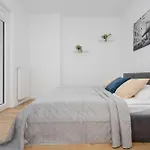 Apartments Kasprzaka Near Metro Plocka With Ac And Parking By Rent Like Home