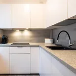 Art Apartament Chmielna 10