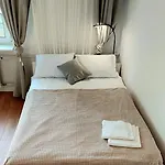 Master Place