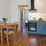 P&O Apartments Gdanska I