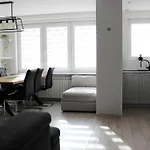Labo Apartment Smocza