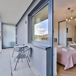 Pileckiego 59 Free Parking By Perfect Apart