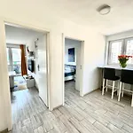 Ohmyhome Panorama Apartament