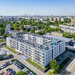 Torunska White Apartment