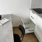 Torunska White Apartment