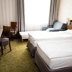 Hotel Lord - Warsaw Airport