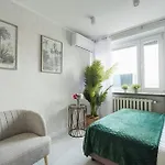 Emilii Plater 55 Center 3 Bedrooms Living Room Balcony