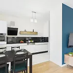 Chlodna Apartment European Square Warsaw By Noclegi Renters