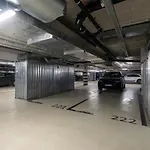 Praga Apartment - Terrace & Parking - By Rentujemy