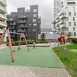 Cozy Family Apartments With Balcony Near Zlote Tarasy