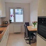 Spacious, Modern, New Flat In A Vibrant Area And Quick Access To The City Center