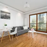 Central Warsaw Apartment - Great Location - Stylish One Bedroom Apartment - City Center - 85-220