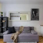 Urban Chic - One Bedroom Apartament - Warsaw Stays - Zelazna