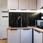 Mala Kawalerka Spokojna Okolica, Swietny Dojazd