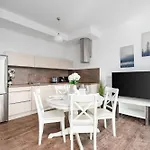 Golden Apartments Warsaw - Big Luxury Apartment In The Center - Kolejowa