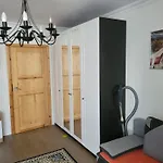 Wynajme Pokoj 22 M W Apartamencie 15 Min Od Metro Mlociny