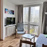 Ohmyhome-Grzybowska
