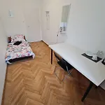 Fantastic Inn - Nowy Swiat