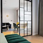 No.4 Residence