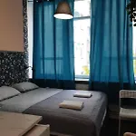 Ministudio W Hostel Solec50 By Metro Station Centrum Kopernika Elektrownia Powisle 23 Unit