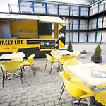 Hostel Metro
