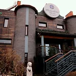 Marcopolo House