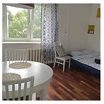 Studio Nowolipki 10