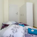 Metro Centrum Guest Rooms