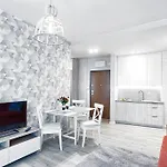 E-Apartments Dzielna 72
