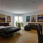 Elsterska Apartments