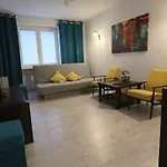 Apartment Mona Warsaw Przy Stacji Metra