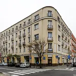 Local Apartment Poznanska
