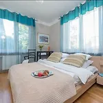 P&O Apartments Elektoralna