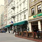 Ap-Apartments Chmielna No. 24