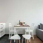 Rakowiecka Apartment By Sleepingcar