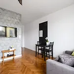 Central Station Apartment - Wilcza