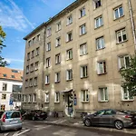Apartament Obozna 7