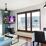 Exclusive Apartment With Gym And Sauna