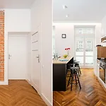 Rent Like Home - Wspolna 54A