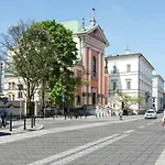 Old Town Studio P&O Serviced Apartments