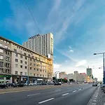 Metro Centrum Light Apartment