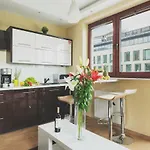 P&O Serviced Apartments Fabryczna