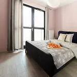 Comfortable Apartment In Warsaw