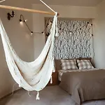 Lucka Rooms - Indian Summer