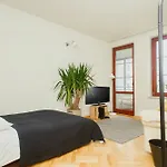 Lucka Rooms - California Dreaming B24.2