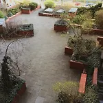Lucka Rooms