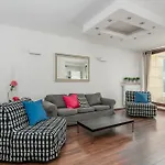 Chill Apartments Warsaw Center