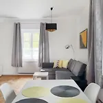 Evva & Peppe Old Town Flat