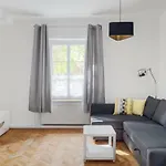Evva & Peppe Old Town Flat